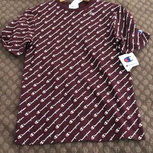 Champion T-shirt